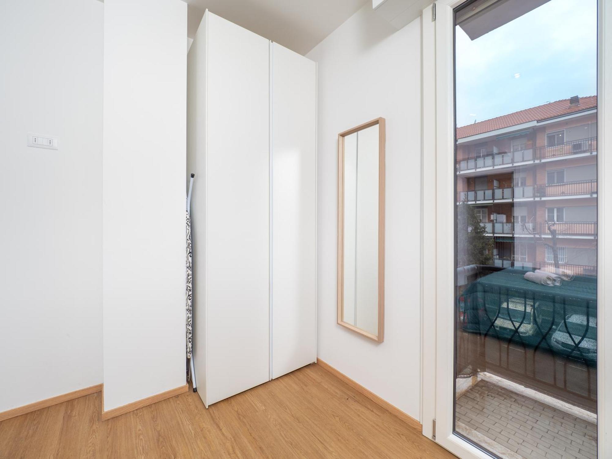 Milano 5 Guests - Modern Apt With Balcony Zewnętrze zdjęcie