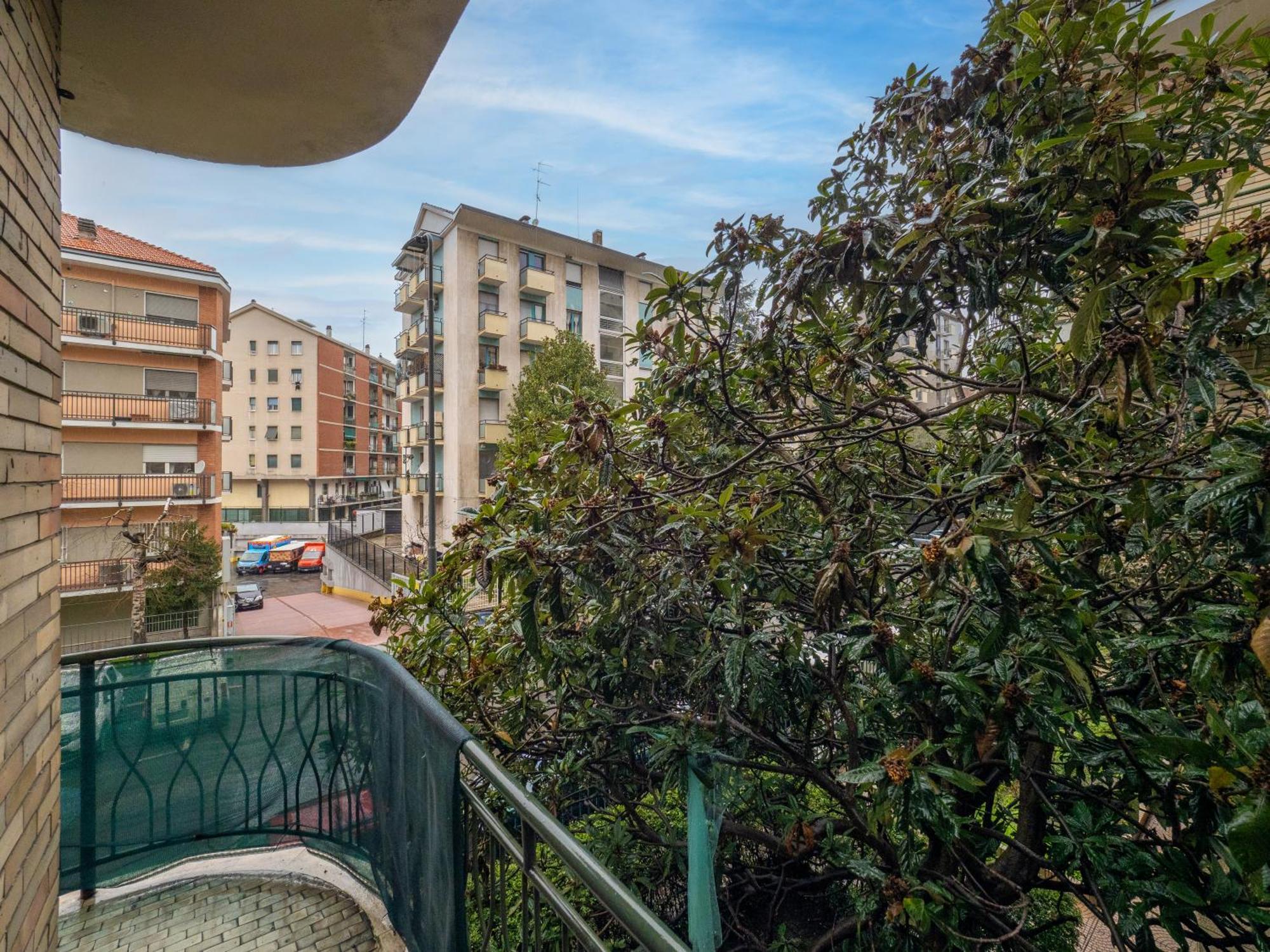 Milano 5 Guests - Modern Apt With Balcony Zewnętrze zdjęcie
